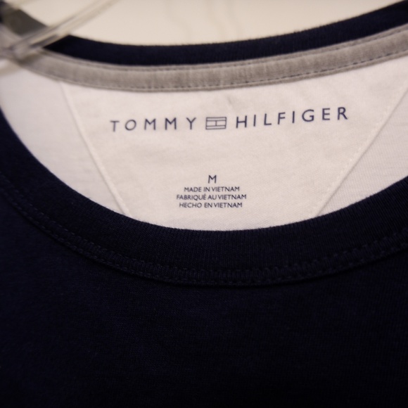 Tommy Hilfiger "Tommy" Spell Out T-Shirt - Picture 3 of 4